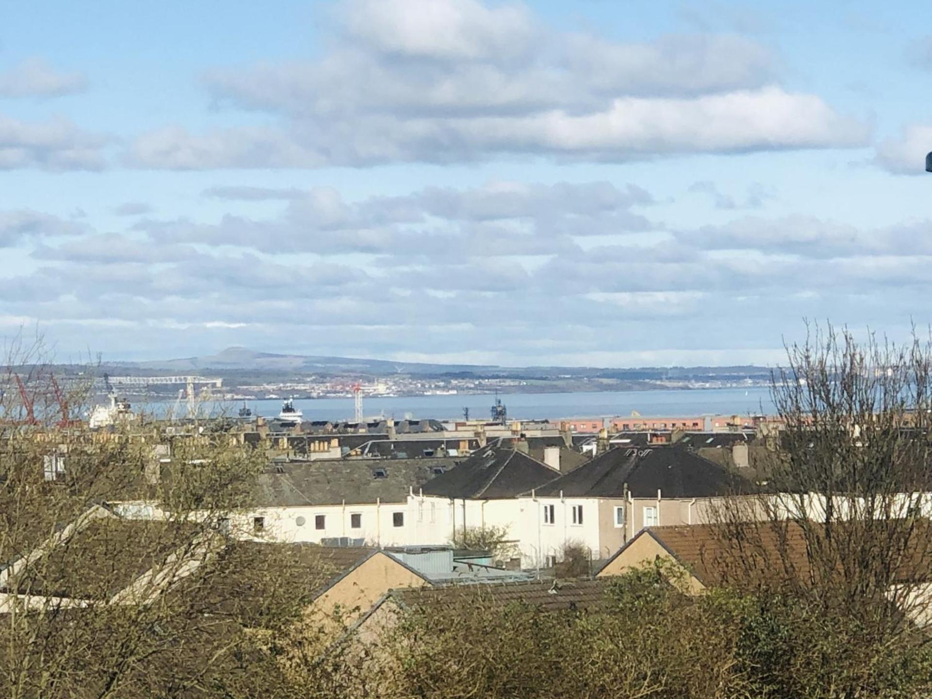 Spacious City Centre Flat Free Parking& Superfast Wifi エディンバラ エクステリア 写真